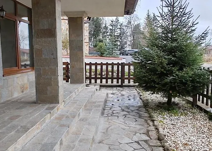 Ivavev Cedarlodge Apartman *